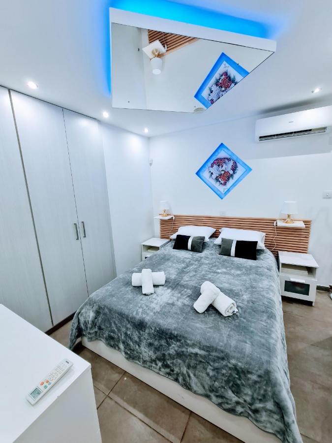 Hidden Lights Deluxe Apartment Ayia Napa Exterior foto