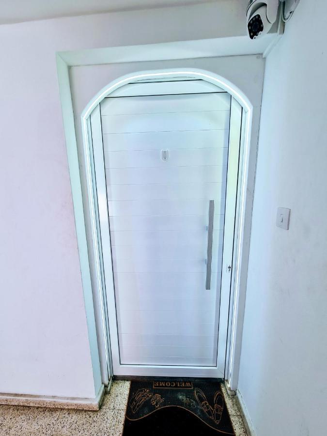 Hidden Lights Deluxe Apartment Ayia Napa Exterior foto