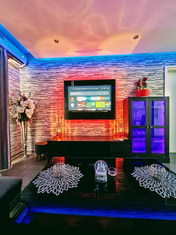 Hidden Lights Deluxe Apartment Ayia Napa Exterior foto