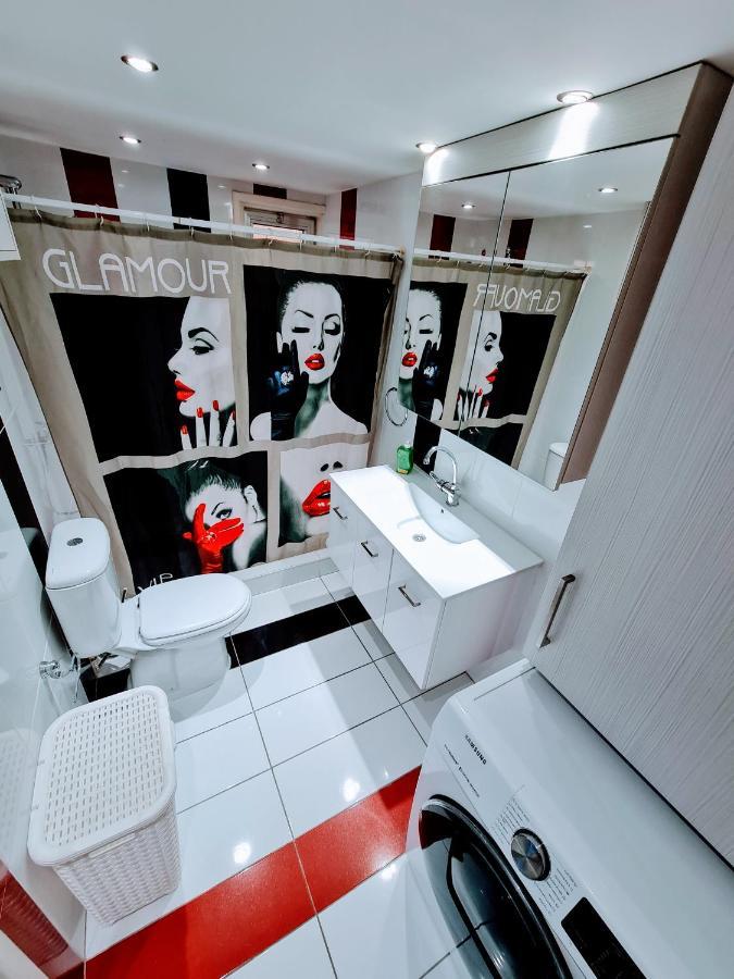 Hidden Lights Deluxe Apartment Ayia Napa Exterior foto
