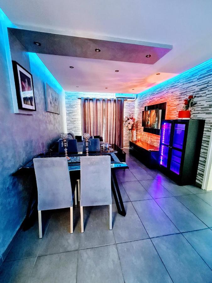 Hidden Lights Deluxe Apartment Ayia Napa Exterior foto